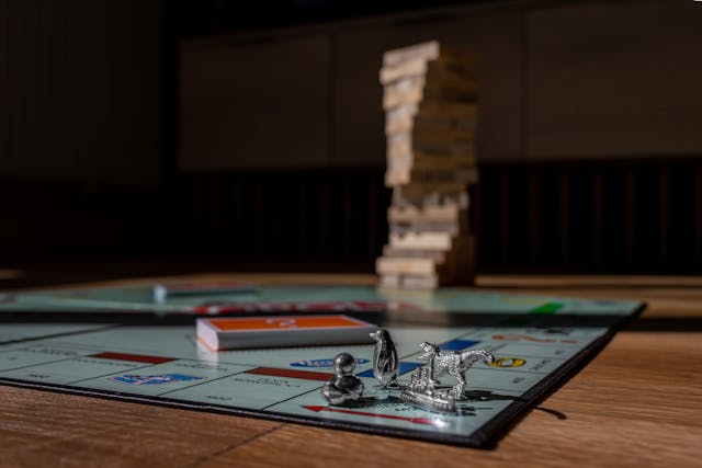 How to Host a Better Game Night ots pexels mateusz mierzejewski